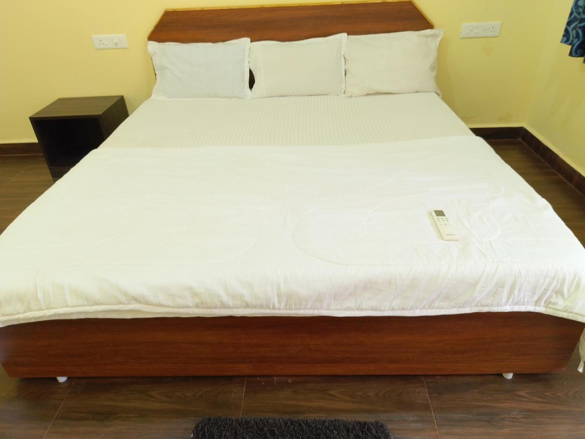 One Love Guest House Морджим Экстерьер фото